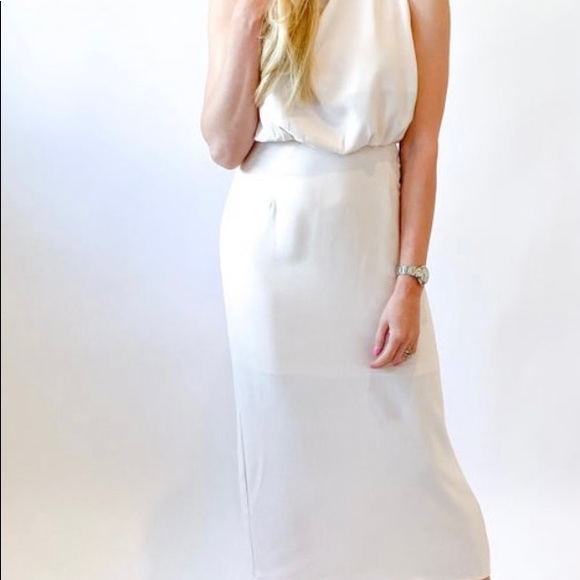 Sleeveless cowl neck midi dress - Picture 2 of 4